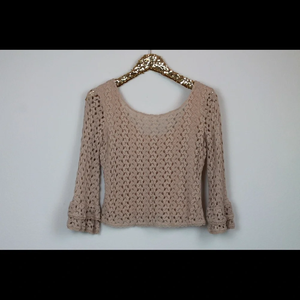 Free People Cream Crochet Lace Top XS – Flare Sleeve Boho Blouse